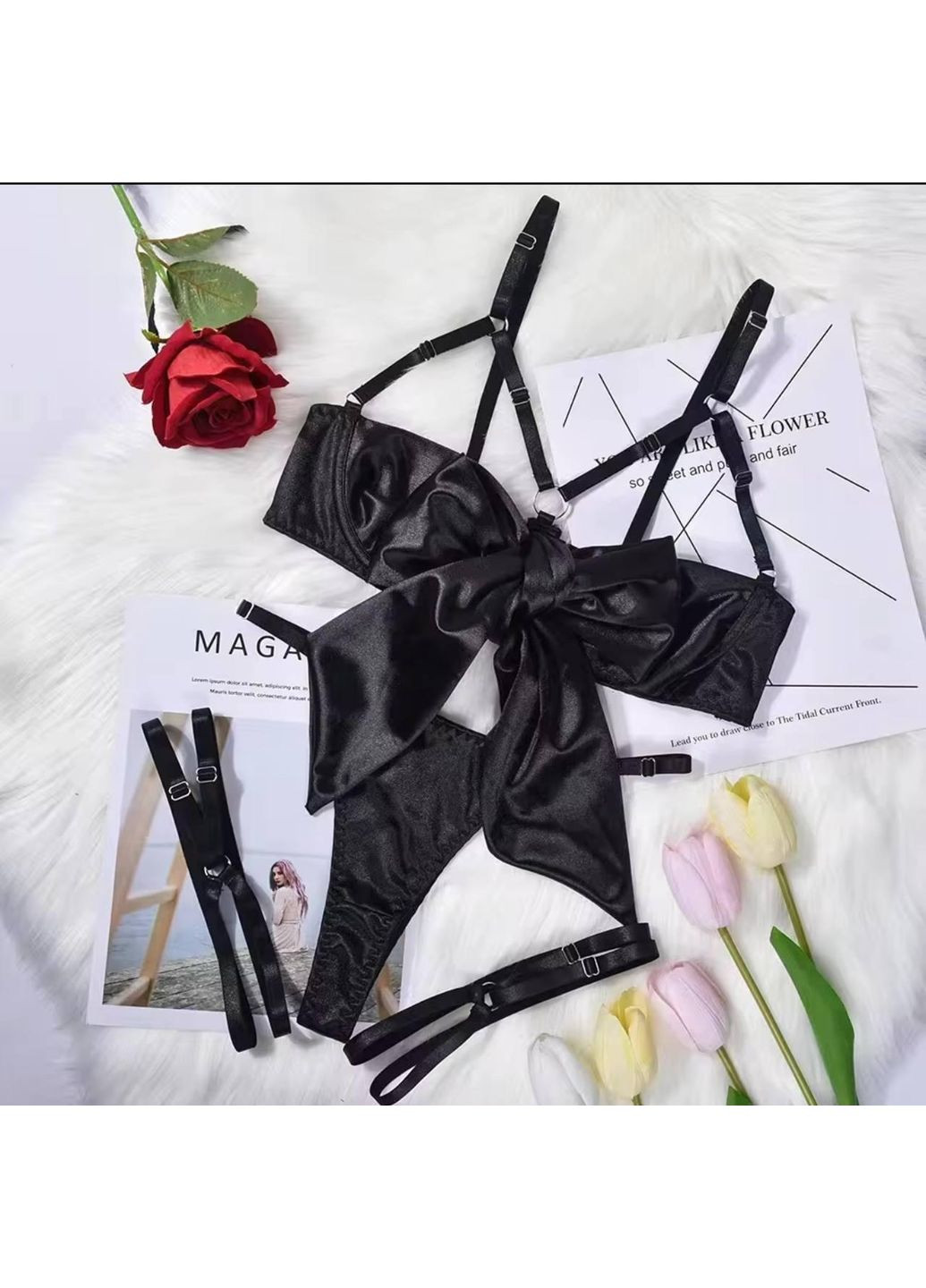 Чорний демісезонний комплект жіночої білизни з бантом, бюстик відкритий+трусики+підв'язки чорний, l China