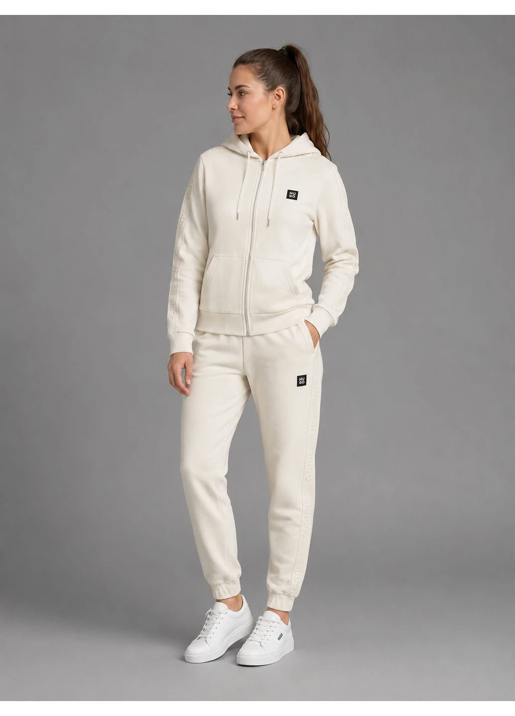 Костюм HG: зип худи штаны 2 пары носков в подарок! No Brand (401464444)