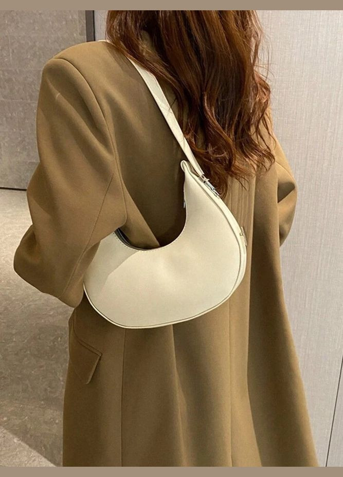 Жіноча сумка 1447 багет біла молочна No Brand (290665323)