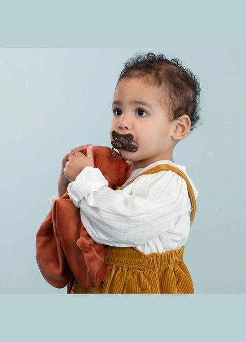 Пустышка силиконовая Natural Chocolate Lines, симметричная, 20+ мес. () Difrax 803 Chocolate_lines (335030129)