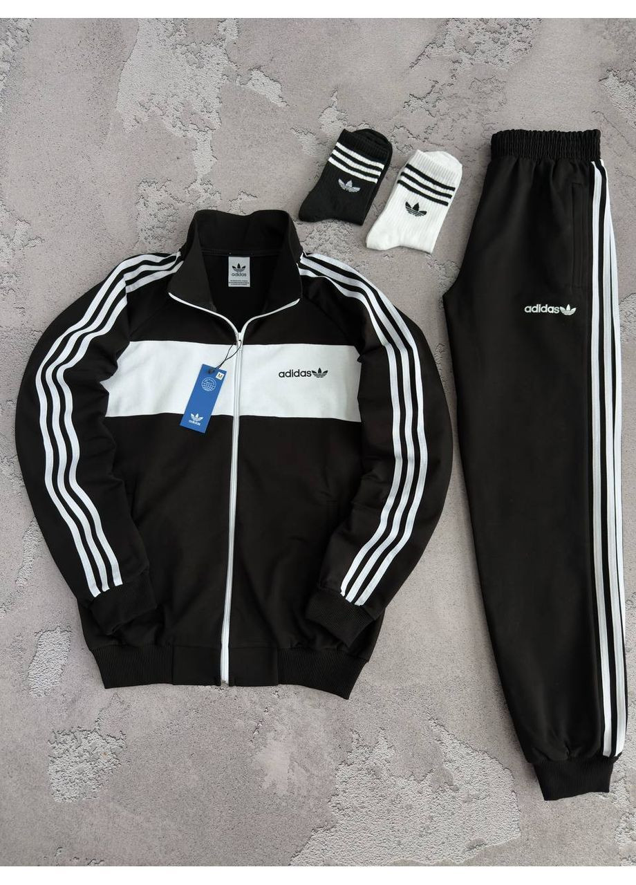 Спортивный костюм + 2 пары носков в подарок No Brand (380690707)