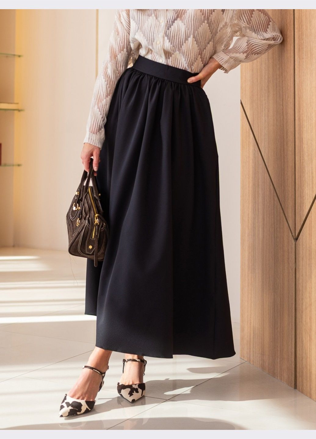 Черная кэжуал однотонная юбка-макси чёрного цвета Dressa