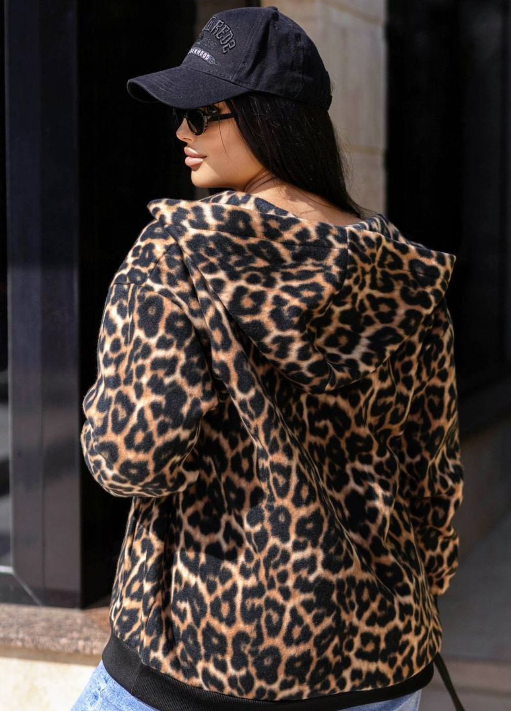 Стильный бомбер на молнии с капюшоном Tik-Tak на молнии (341736022)