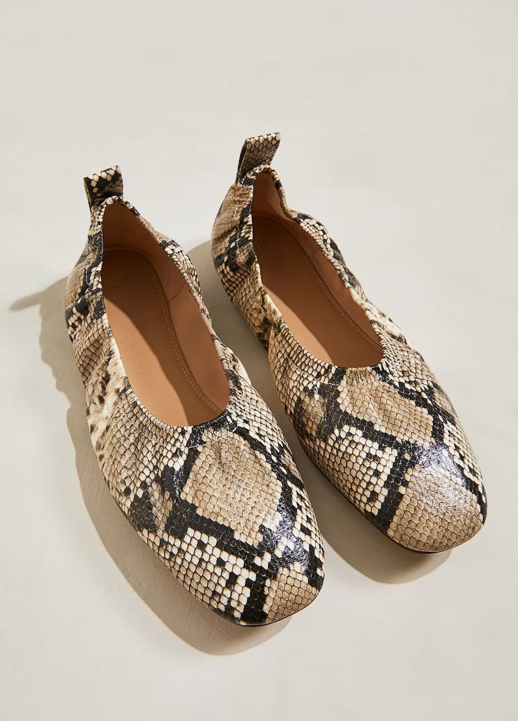Женские балетки H&M | бежевые змеиные искусственная кожа (329849961)
