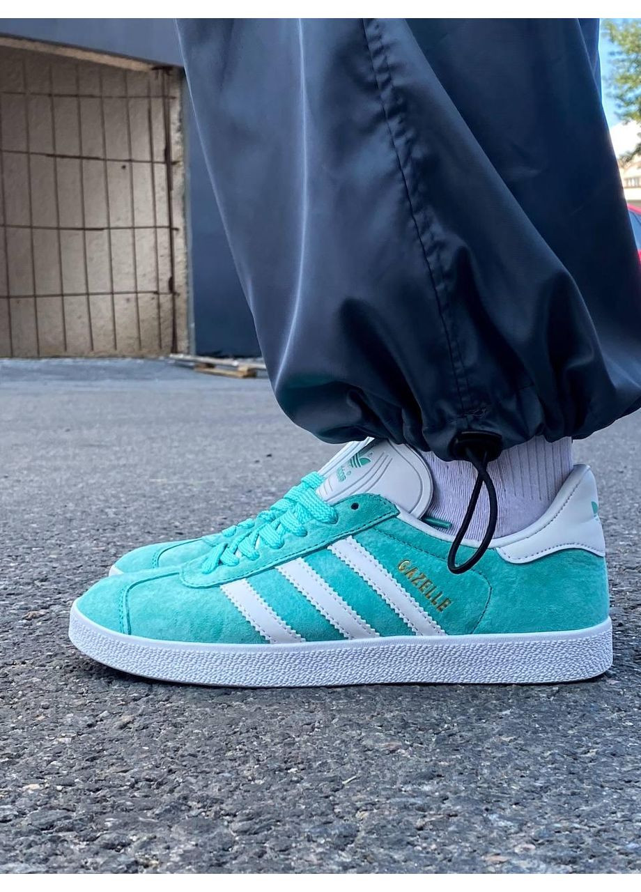 Белые демисезонные кроссовки мужские adidas gazelle mint адидас газель No Brand