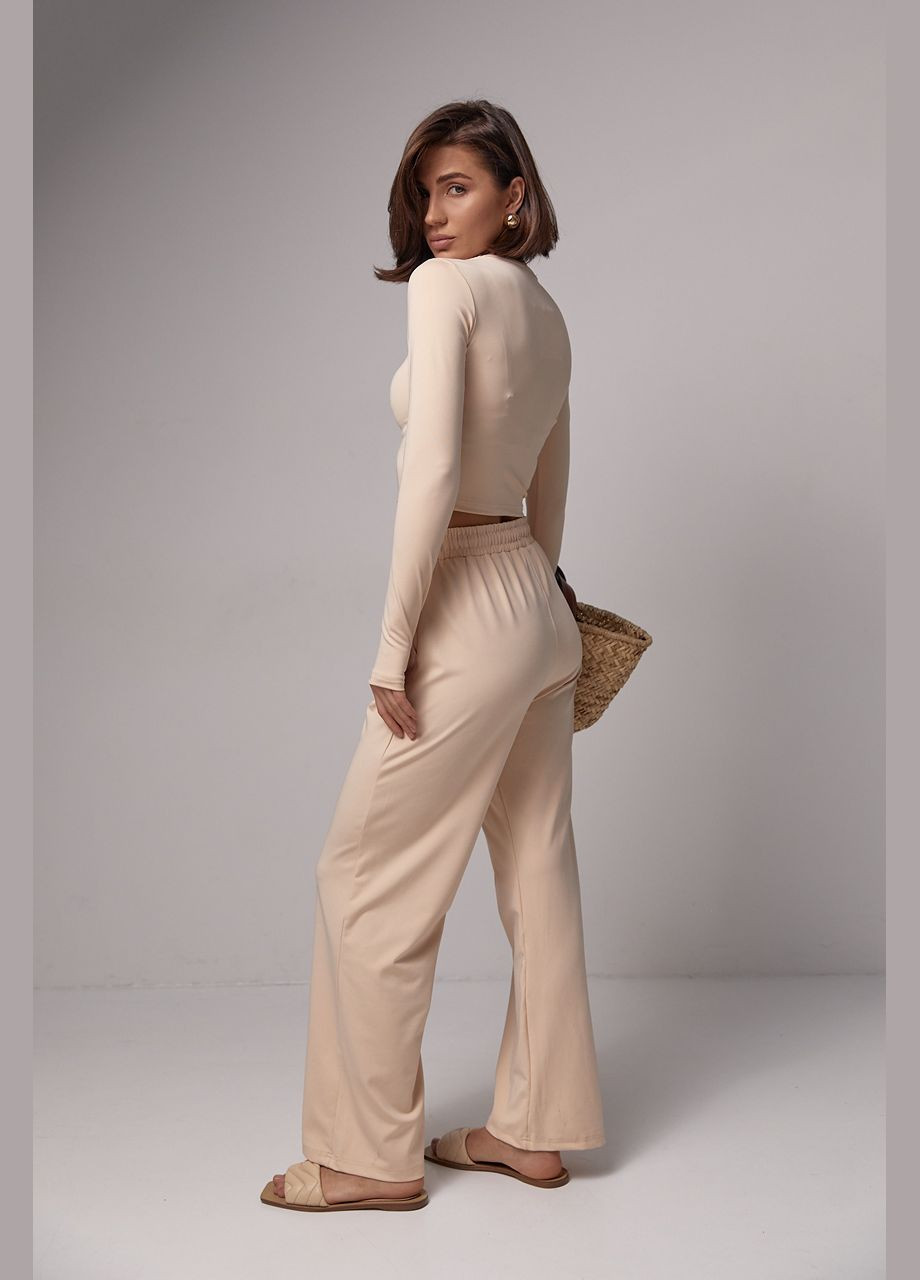 Эластичный женский спортивный костюм - бежевый, M (sku_22135) No Brand (315391078)