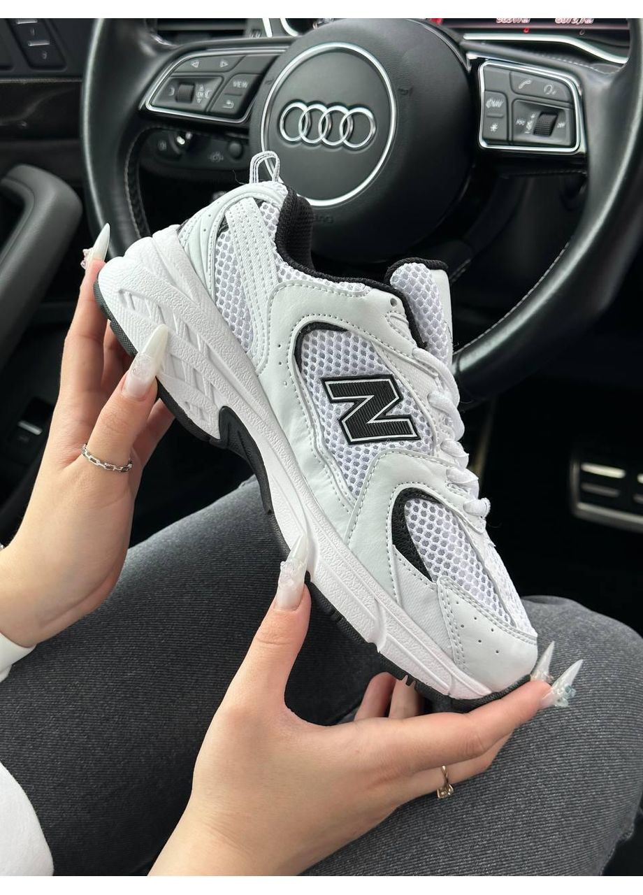 КРОСІВКИ ЖІНОЧІ NEW BALANCE 530 WHITE BLACK V2 НЬЮ БЕЛАНС 530 No Brand чорні демісезони (367175921)