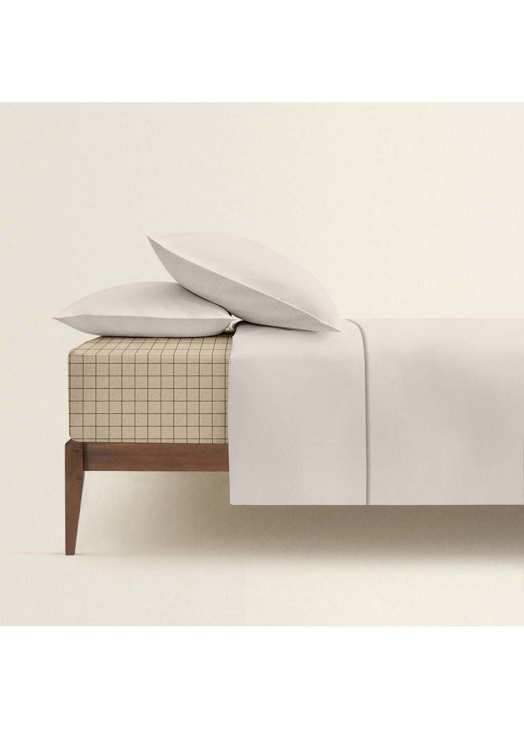 Двоспальна постіль з простирадлом на гумці Ivory 180х220 см Cosas (307387454)