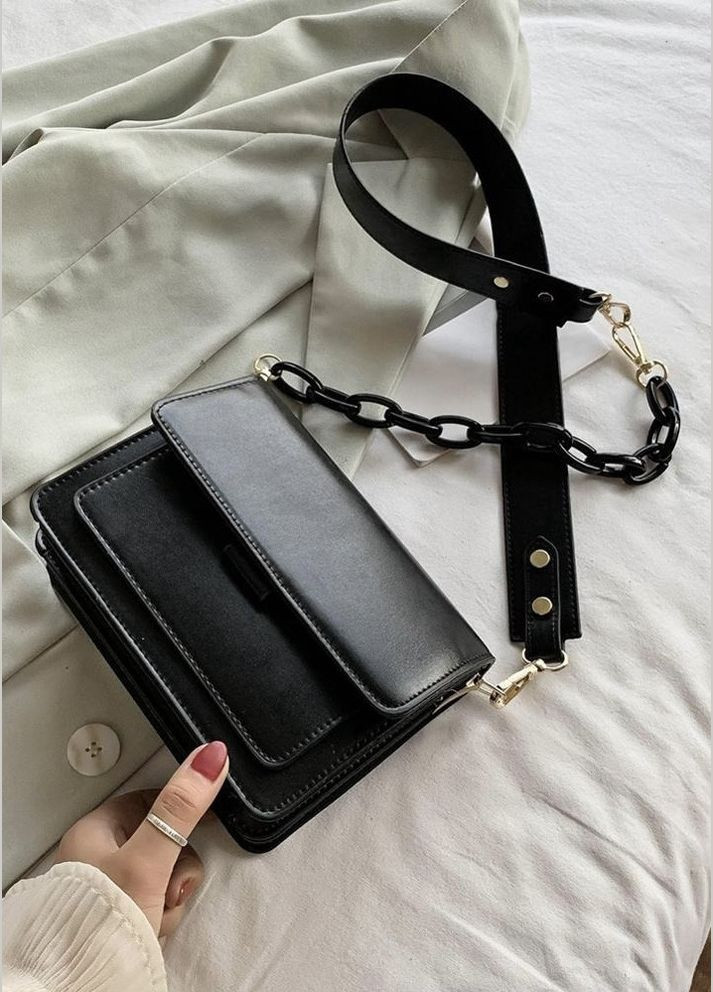 Женская классическая сумка 10304 на ремне кросс-боди на три отдела черная No Brand (296093183)