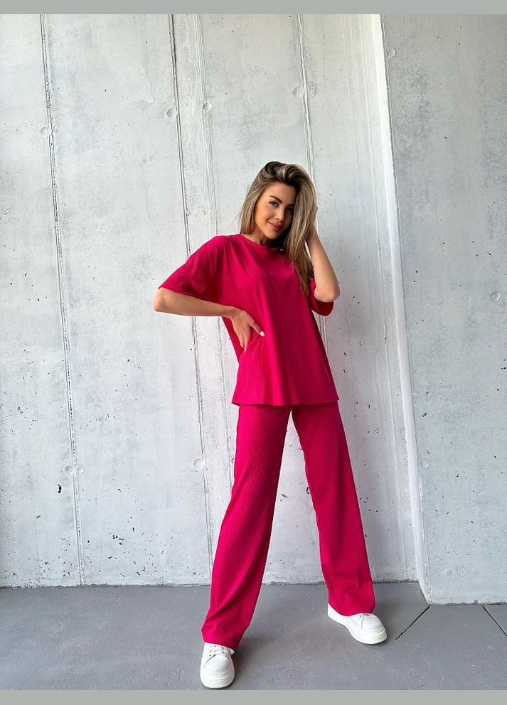 Жіночий прогулянковий костюм малинового кольору 33002 Fashion (331605885)