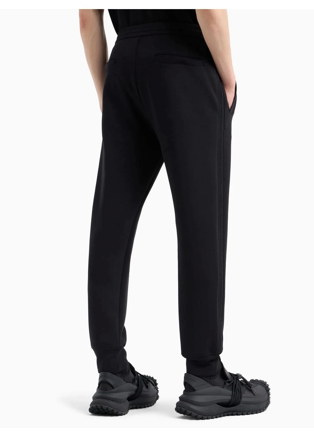 Черные зимние брюки Emporio Armani