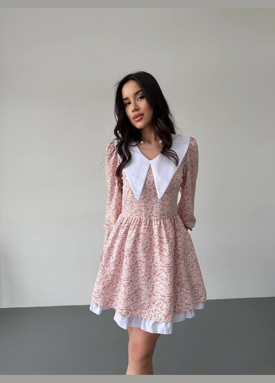 Пудровое повседневный платье мини с отложным воротником и объемными рукавами клеш MonCher с цветочным принтом