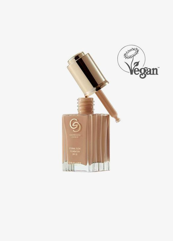 Сияющая тональная основа giordani gold spf 25 орифлейм код 43249 теплый беж Oriflame (370955352)