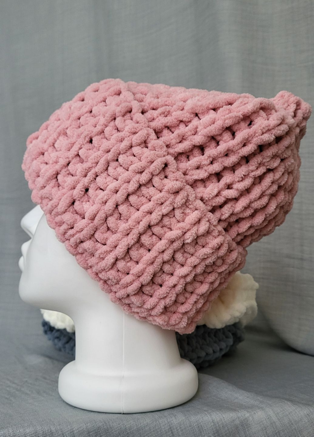 Шапка жіноча об'ємної в'язки No Brand (373041251)