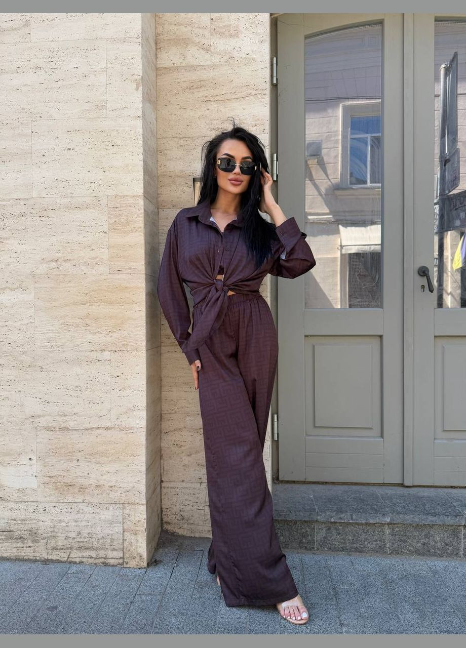 Жіночий костюм в стилі FENDI Style Point (338186551)