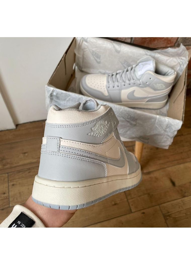 Белые демисезонные кроссовки мужские nike jordan 1 retro high blue white найк аир джордан No Brand