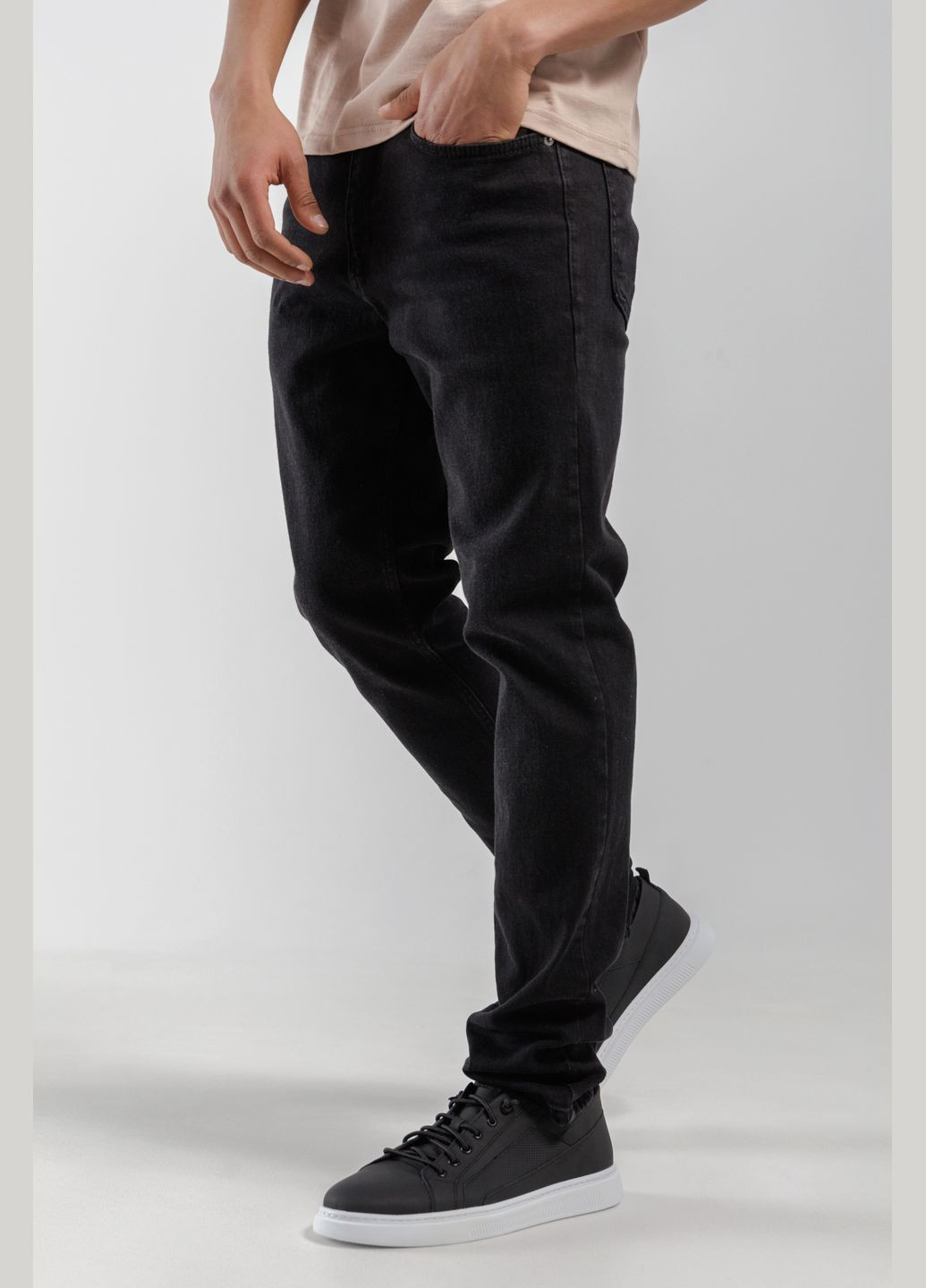 Черные демисезонные регюлар фит джинсы Figo