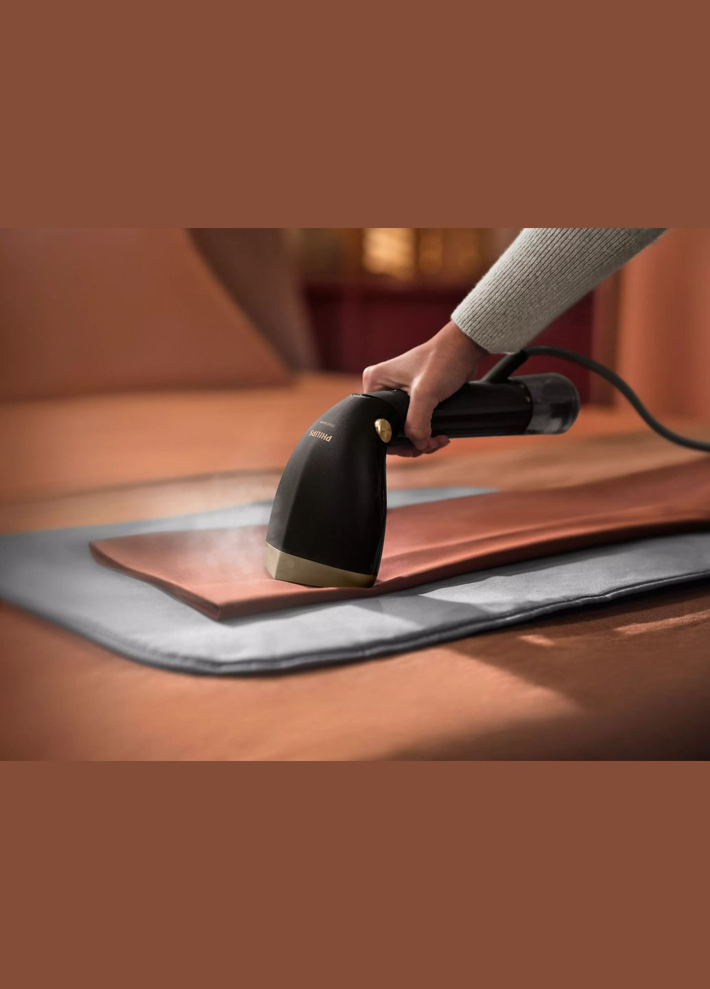 Отпариватель ручной Handheld steamer 7000 Series STH7060/80 Philips (333020512)