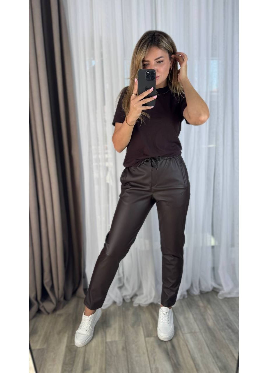 Штани еко шкіра матова стрейч на замшевій основі,на резинці Україна (362622854)