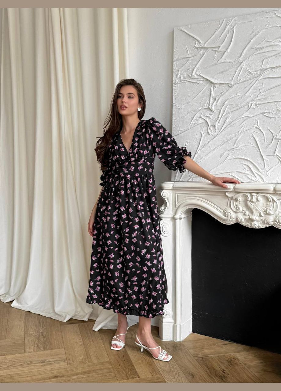 Черное повседневный, кэжуал платье в цветочный принт No Brand с цветочным принтом