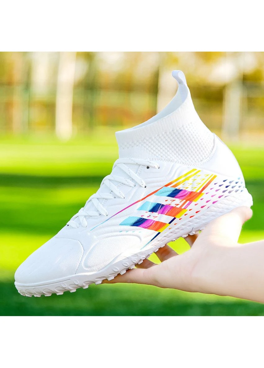 Белые футбольные сороконожки No Brand без шнурков