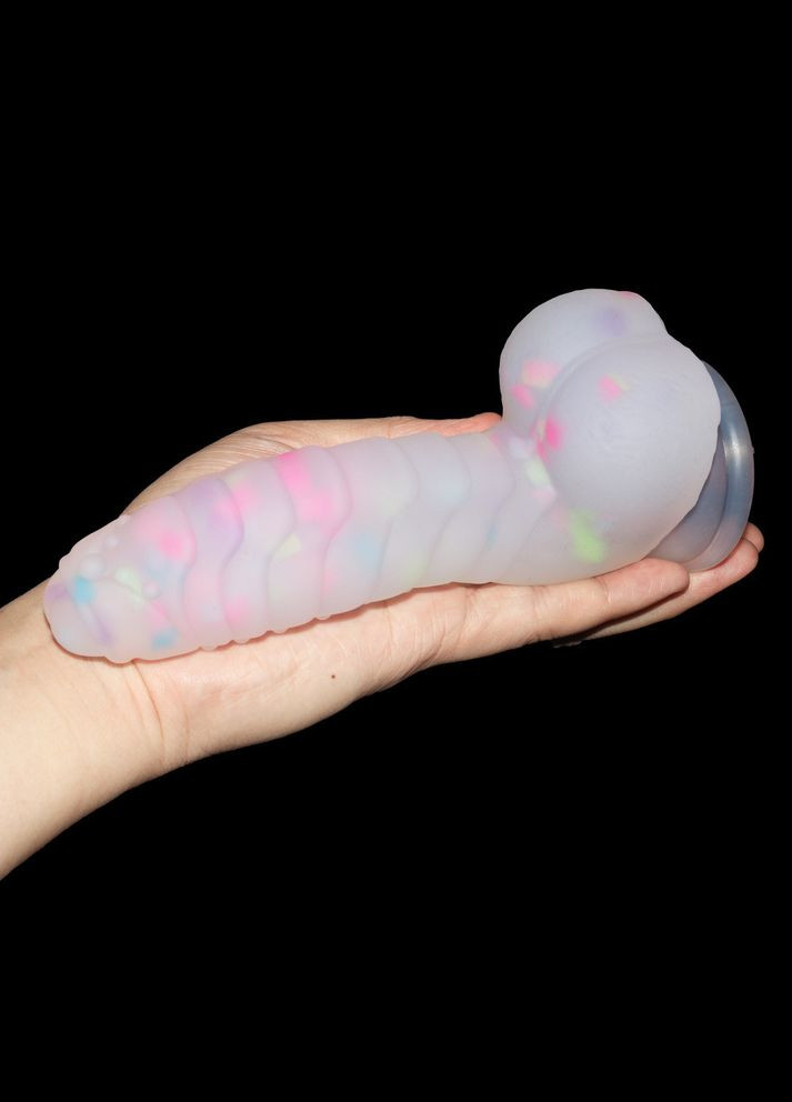 Фалоімітатор силіконовий на присосці Night Glow Focus (313100035)