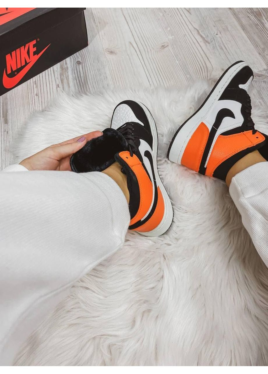 Черные зимние кроссовки мужские nike air jordan 1 retro high black white orange найк аир джордан No Brand