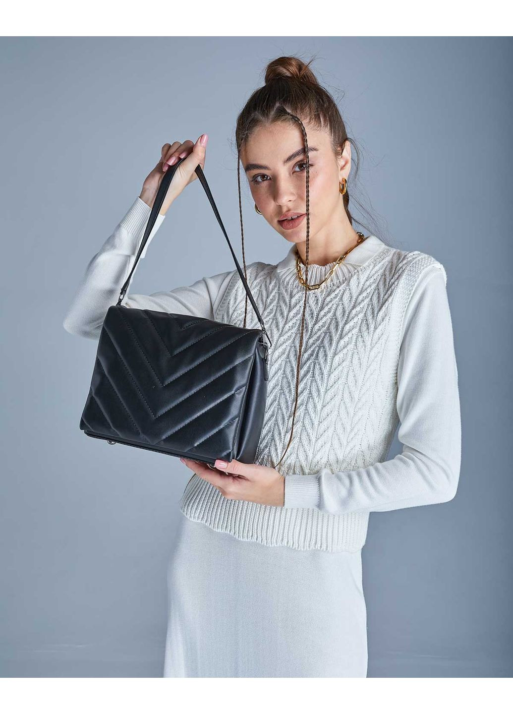 Сумка женская черная экокожа молодежная модная для повседневного использования мягкая с магнитом и молнией ProDobro (367267341)