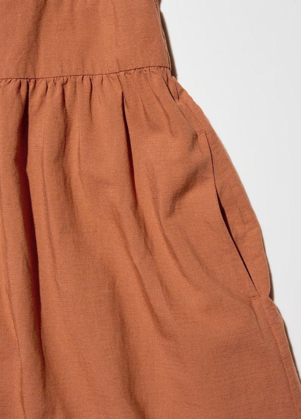 Чорна сукня Uniqlo однотонна