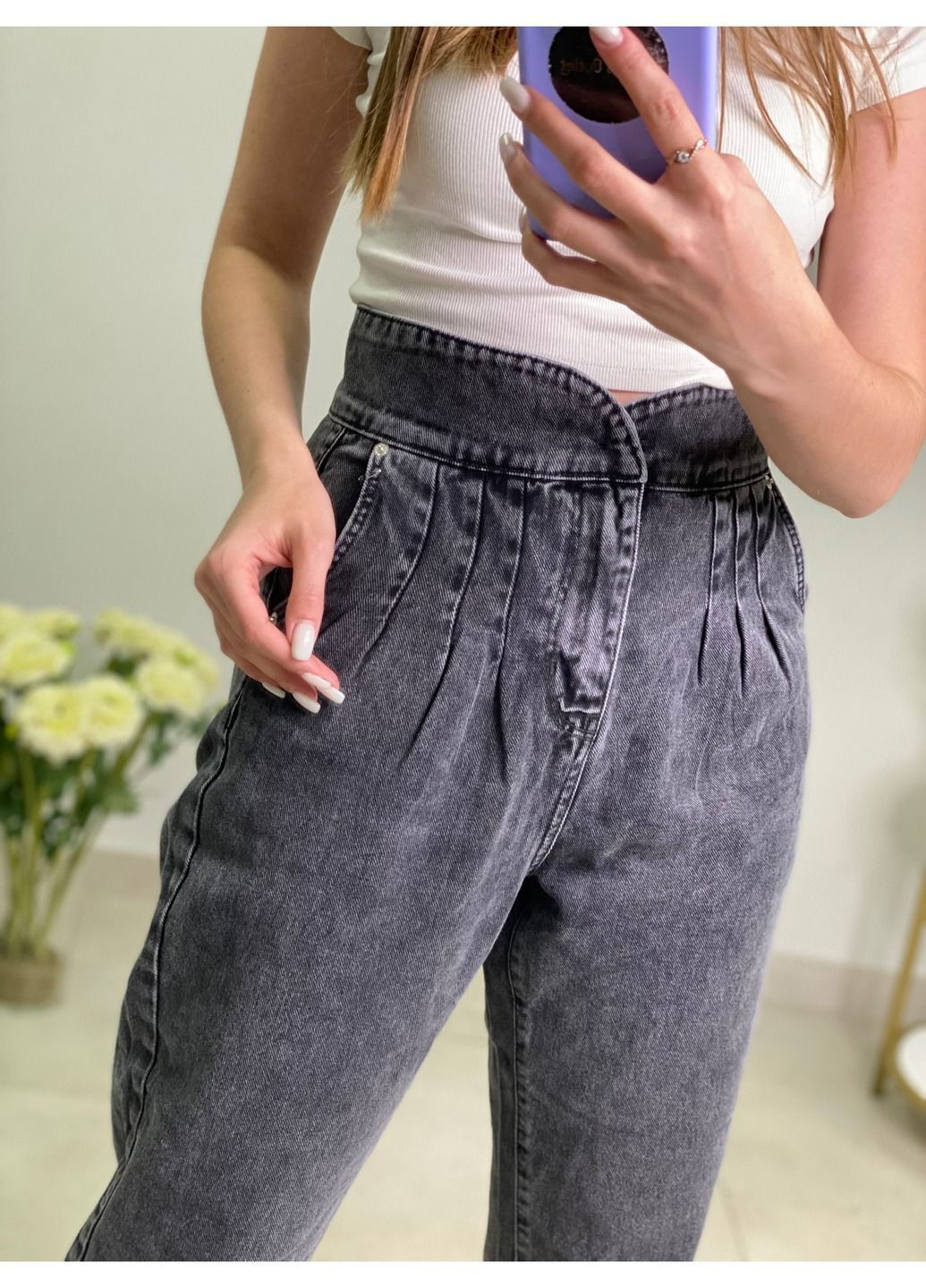 Серые джинсы мом с акцентной талией Мом FAF - (367055609)