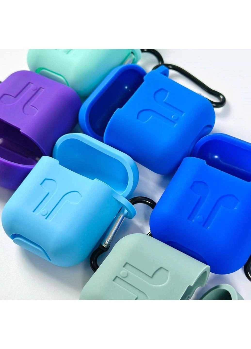Силіконовий чохол із карабіном для навушників AirPods Pro No Brand (388434734)