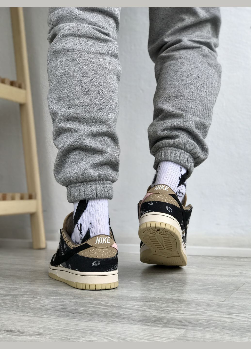 Кроссовки женские и мужские Nike SB Dunk Low x Travis Scott Cactus Jack | Найк сб Данк низкие черные No Brand чёрные демисезоны (307397766)