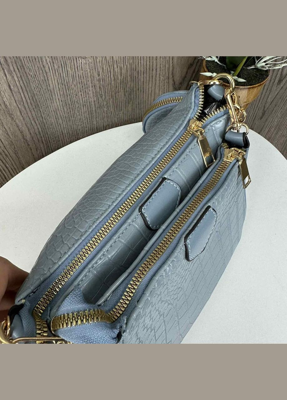 Жіноча мінісумочка клатч із ланцюжком у стилі рептилія. Маленька сумка з ключницею брелоком Блакитний No Brand (334729828)
