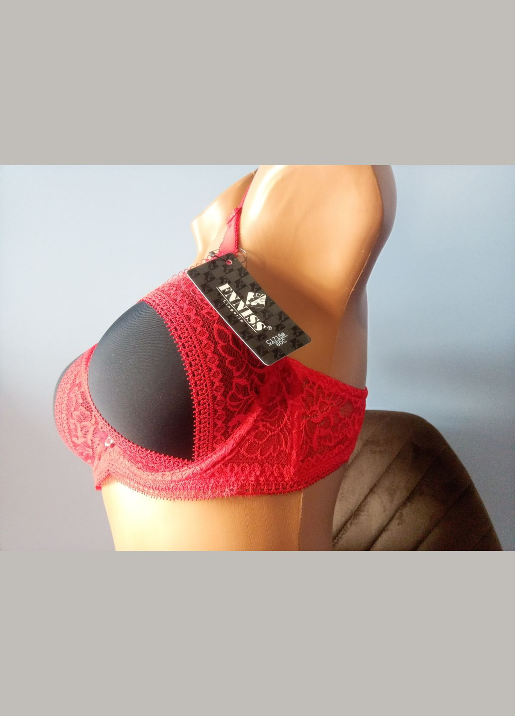 Червоний бюстгальтер чашка с FNNISS
