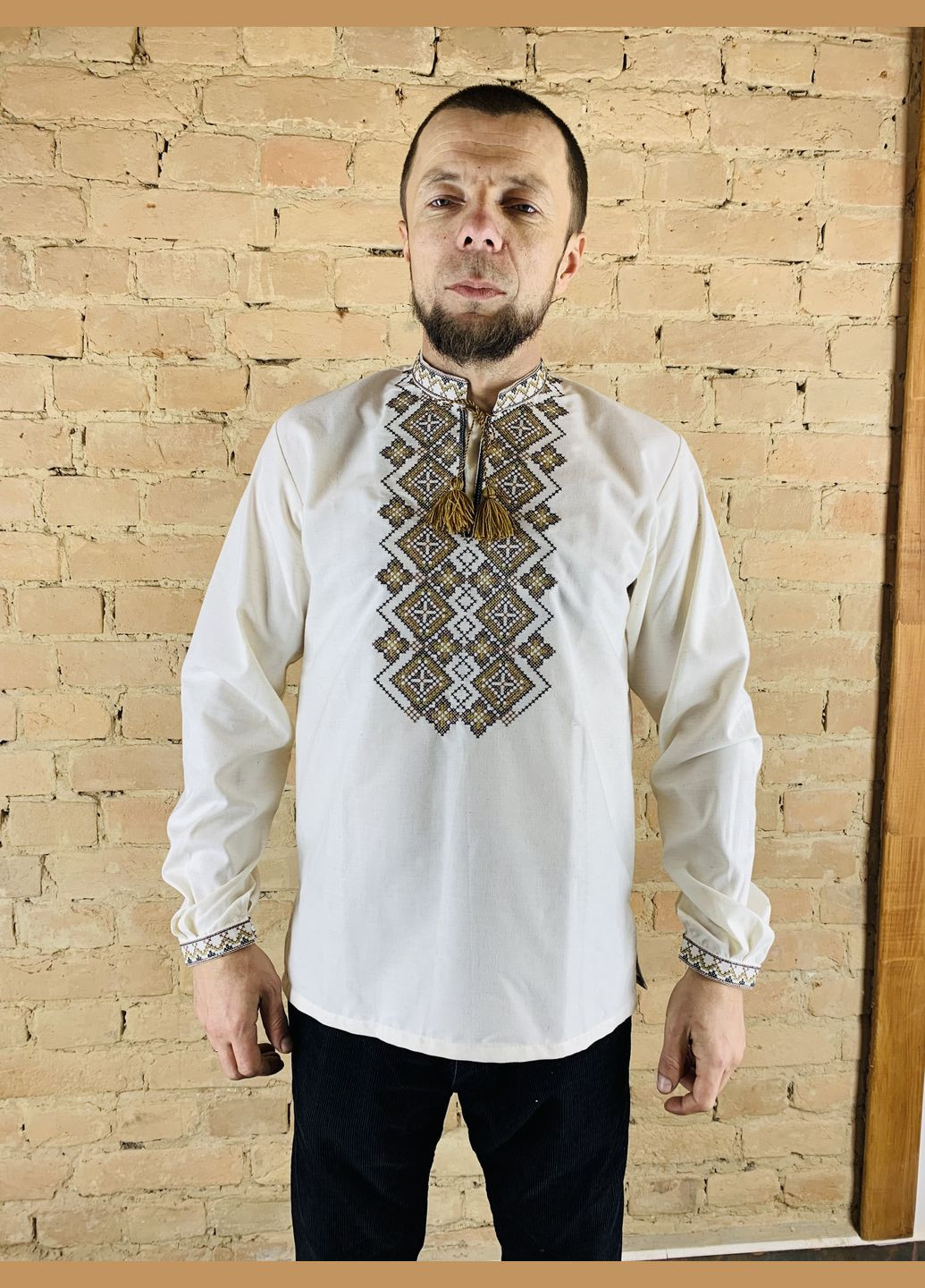 Бежева лляна чоловіча вишиванка з орнаментом святкова в коричневих тонах НоКо вільна, пряма льон (303724271)