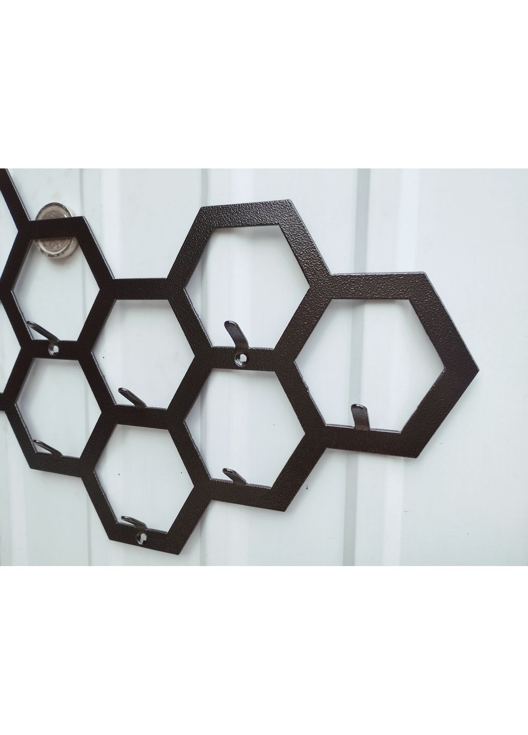 Вішалка для одягу з металу "Соти" No Brand (368896443)