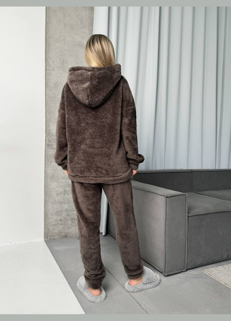 Жіночий костюм для дому з махри коричневого кольору 29909 No Brand (362008380)