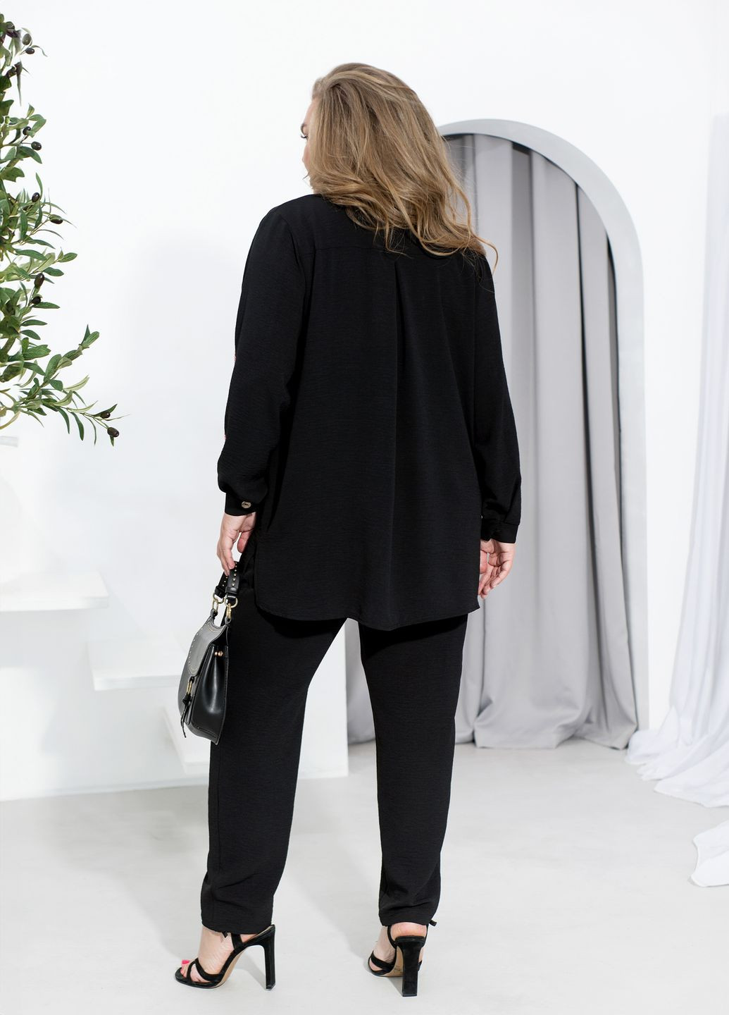 Костюм жіночий трійка з крепу (сорочка + майка + штани) No Brand (331172593)