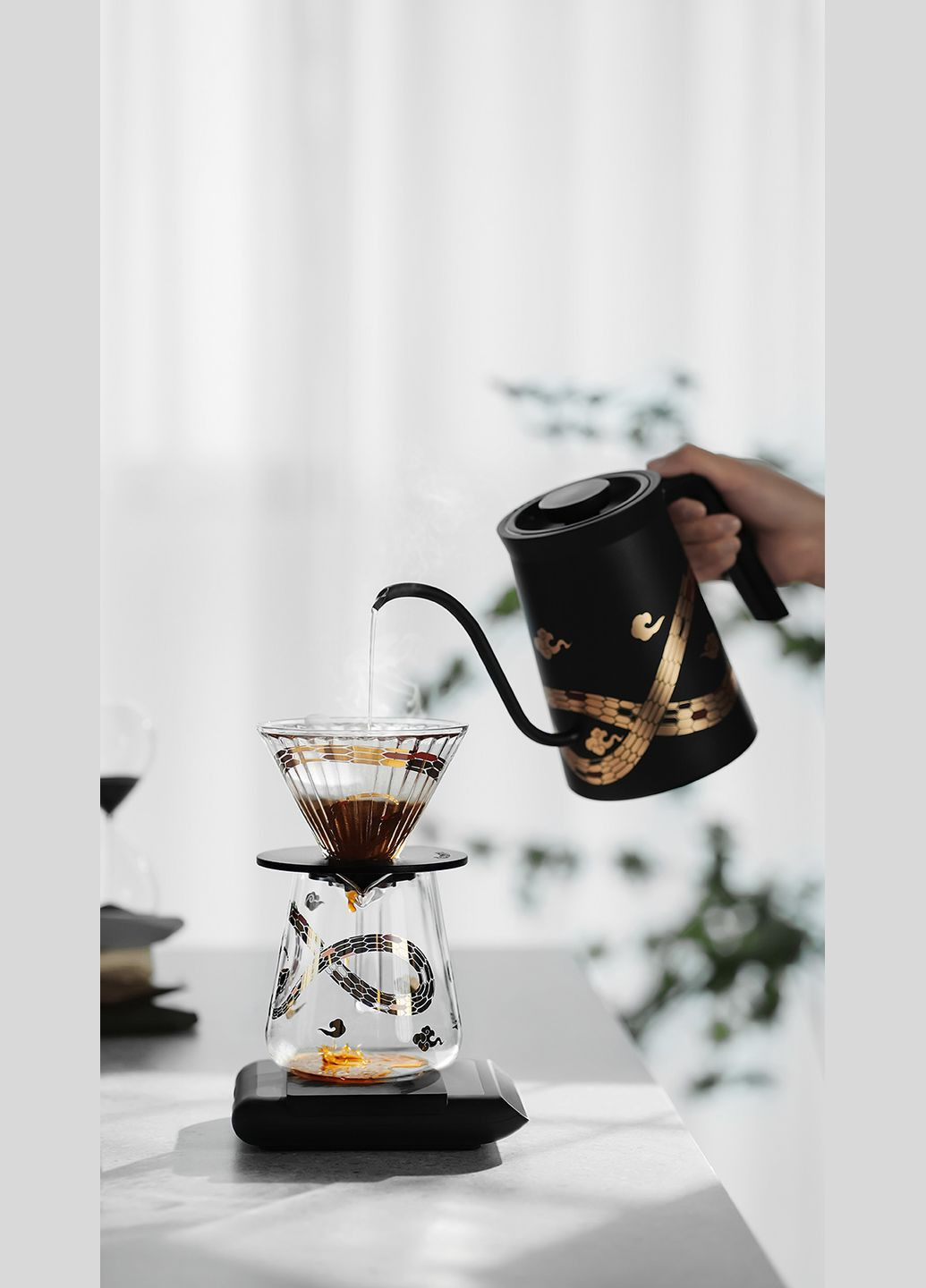 Электрический чайник бариста для кофе Assassin 600 мл Snake Year Limited Edition (BK7037-OS) MHW-3BOMBER (331142796)