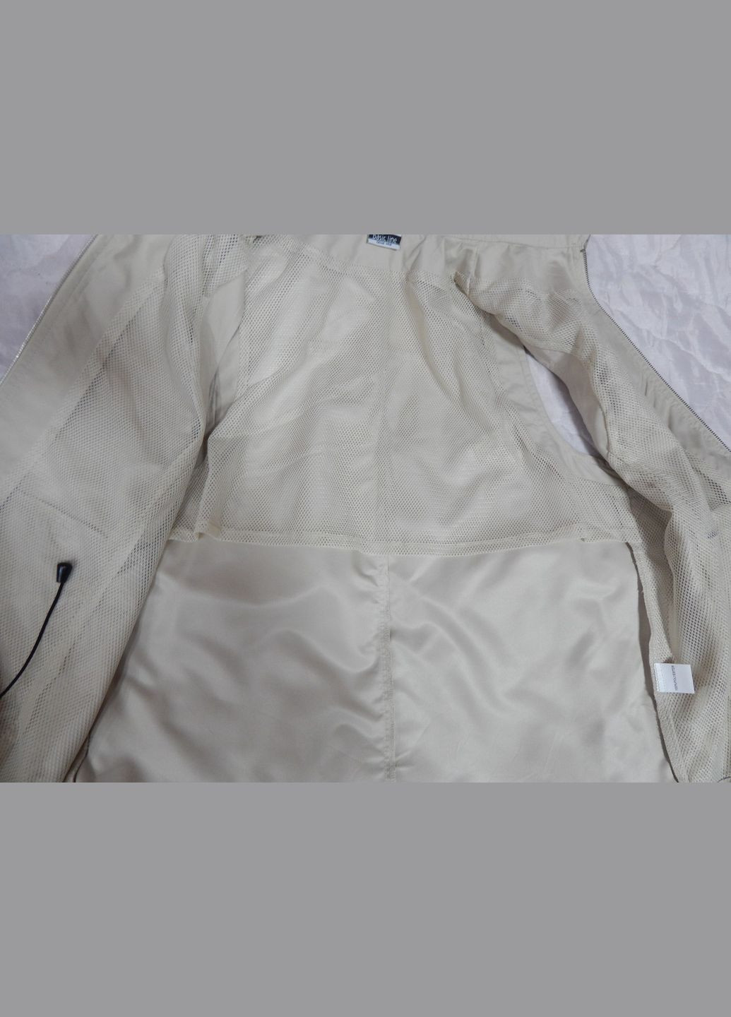 Жилет легкий женский демисезонный basic line р.48-50 025G (только в указанном размере, только 1 шт) No Brand (317352939)