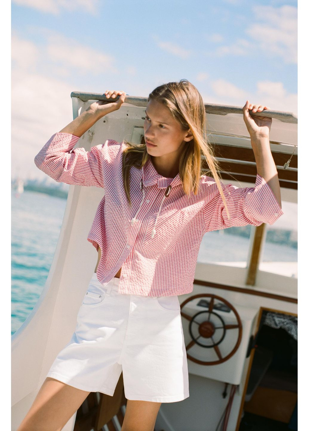 Красная рубашка Zara