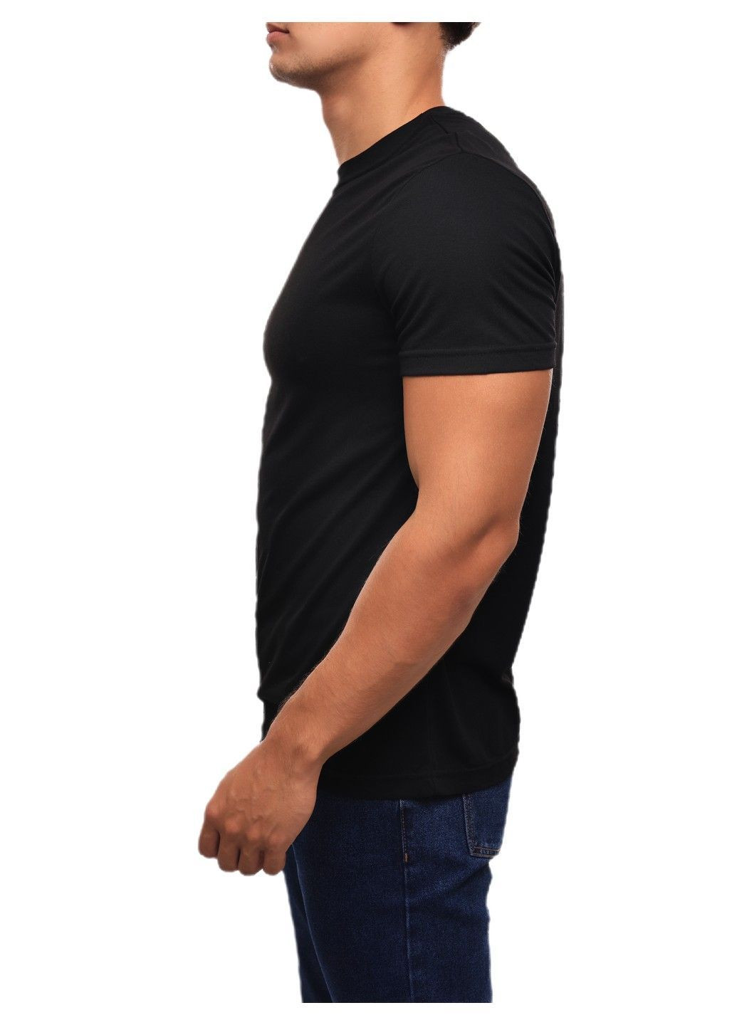 Чорна футболка чоловіча Dioni