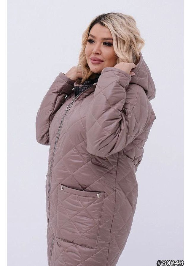 Светло-коричневая демисезонная куртка стеганная плащевка лаке с капюшоном на молнии и кармане Україна