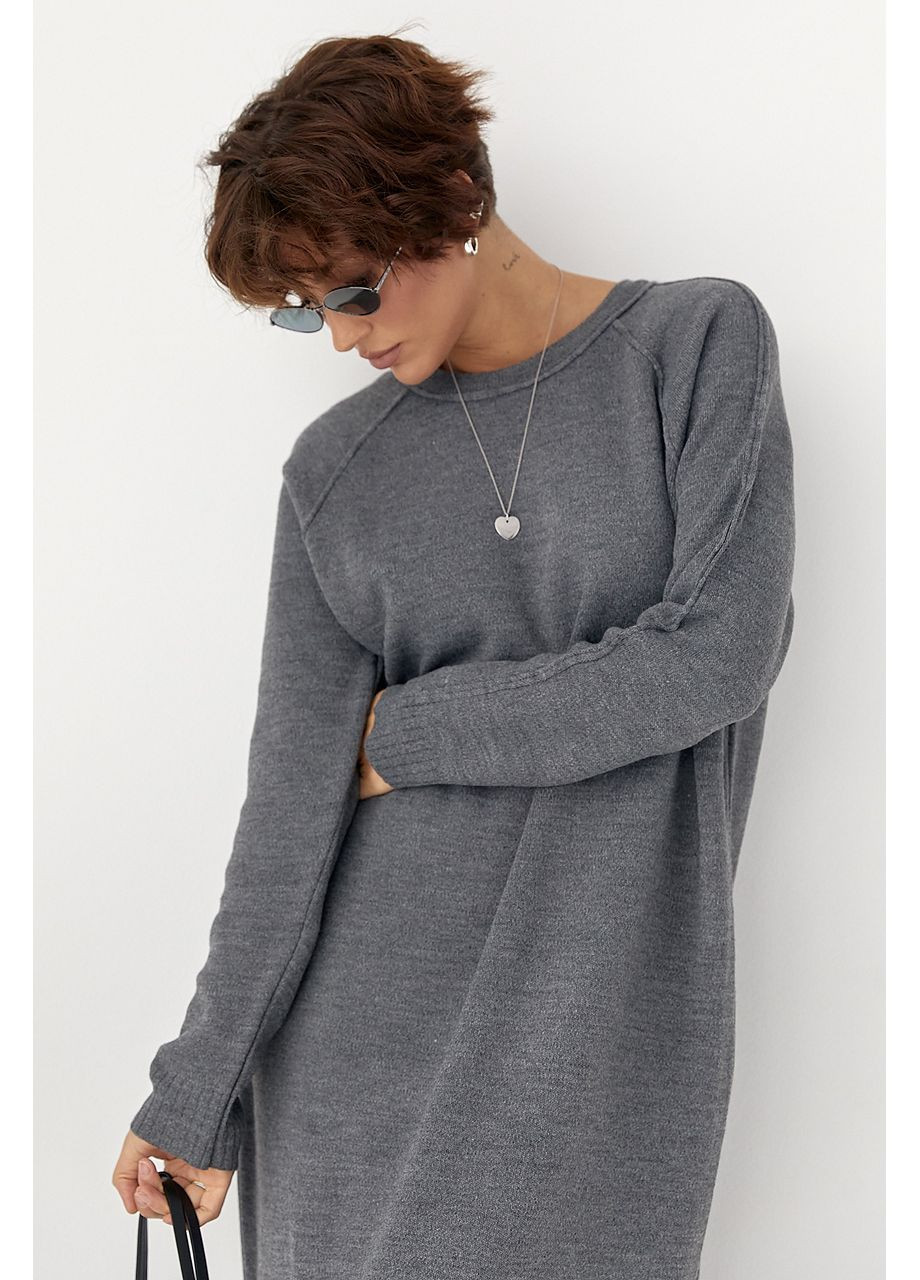 Сіра вечірня трикотажне довге плаття вільного фасону - коричневий колір Lurex