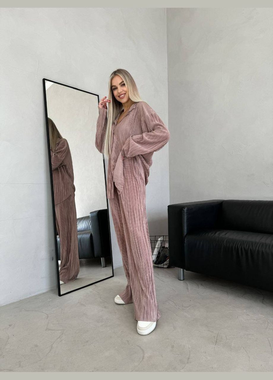 Жіночий костюм в стилі оверсайз MonCher (328058479)