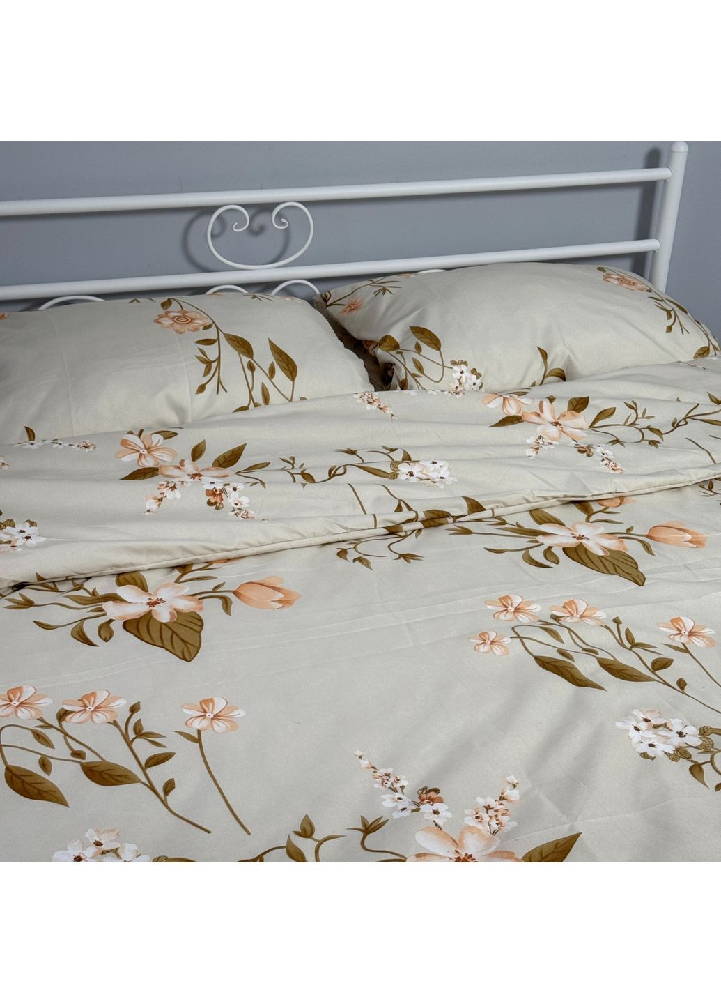 Постільна білизна двоспальна євро світло-бежева Квіти Бязь Поліестер 33284 Ananasko (367912862)