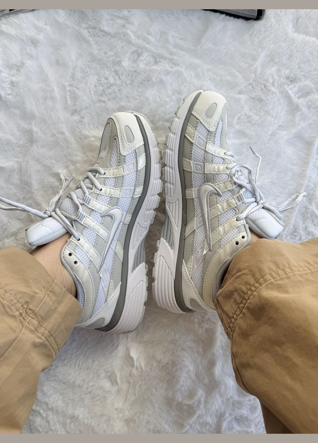 Белые демисезонные кроссовки мужские и женские nike p-6000 white grey | найк р-6000 белые No Brand