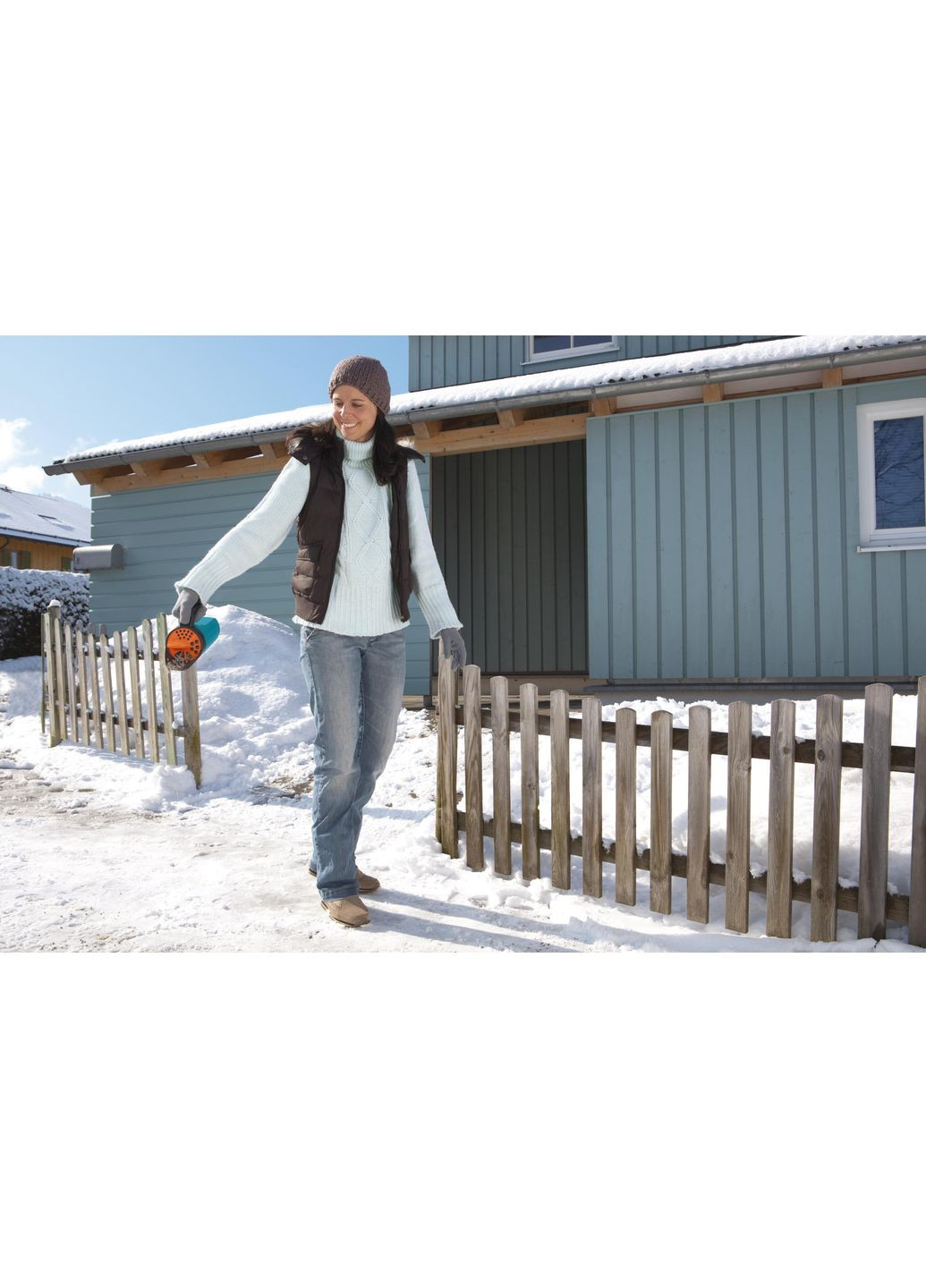 Розкидувач ручний Small для солі та піску (03255-30.000.00) Gardena (370618365)