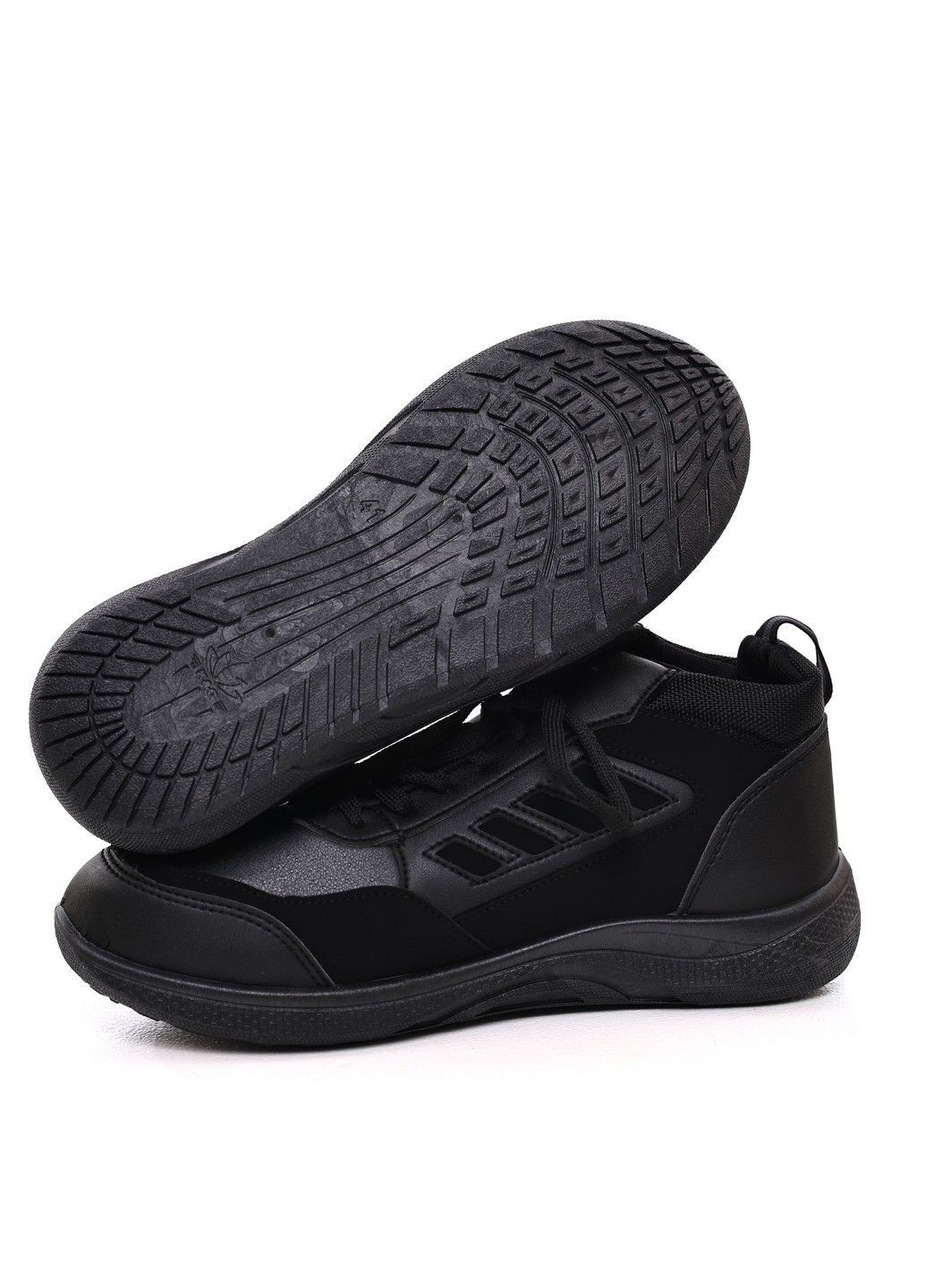 Черные кроссовки мужские K&G