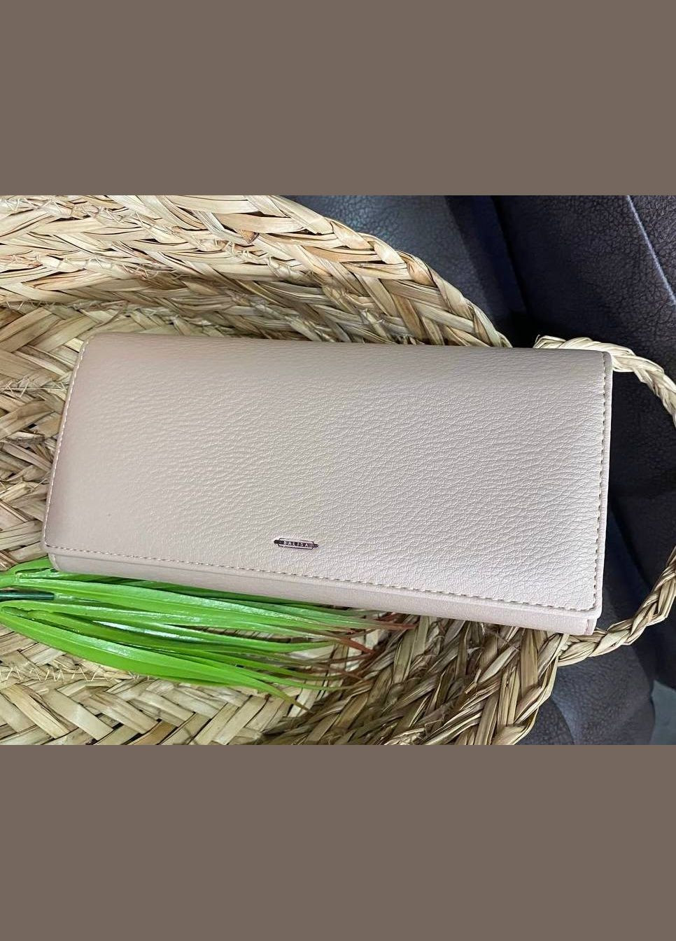 Жіночий гаманець з гладкою еко-шкіри бежевого кольору 32489 Fashion (338187843)